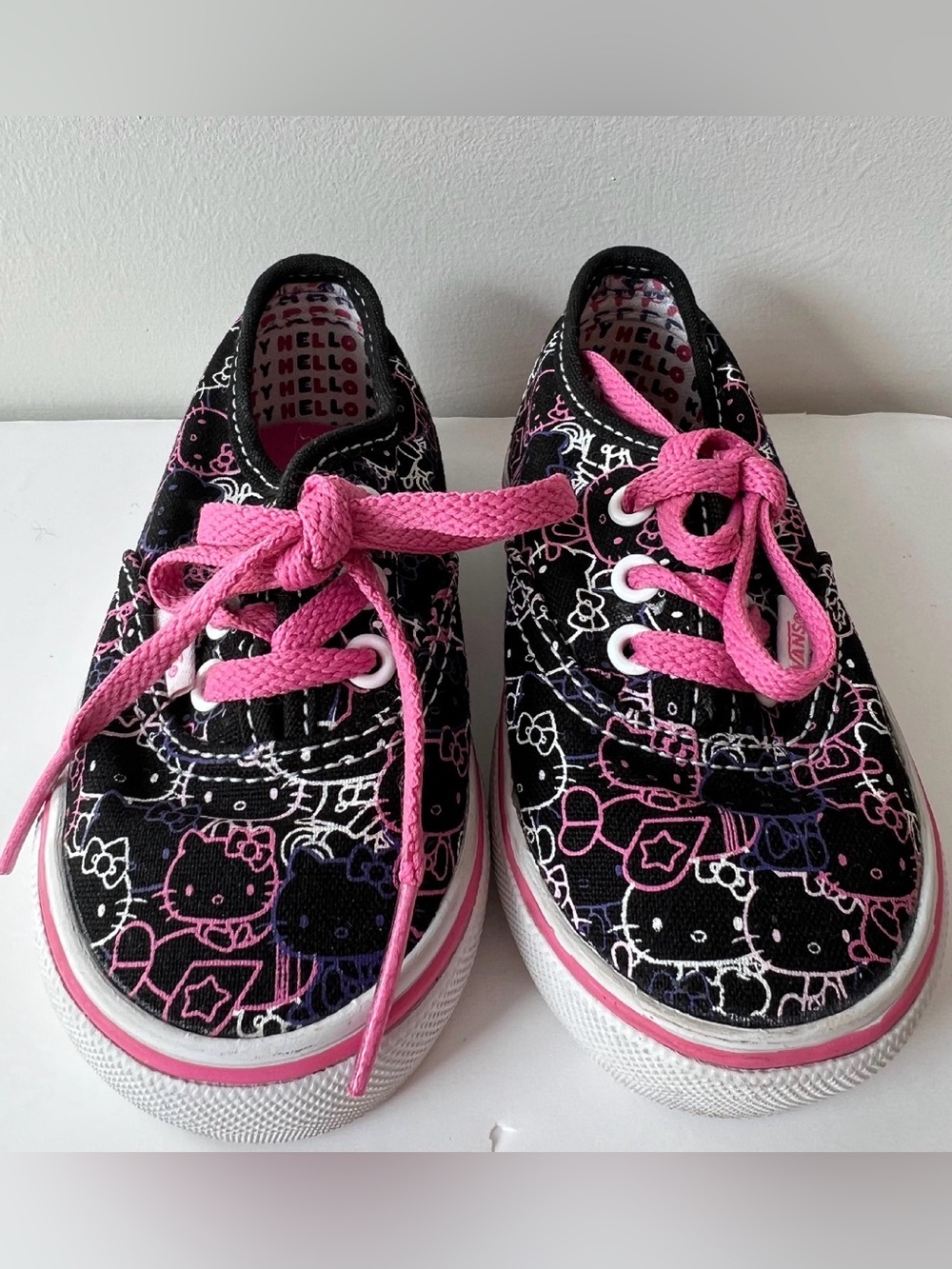 Vans Kids Black and Pink Hello Kitty Canvas Sneakers 4.5C
